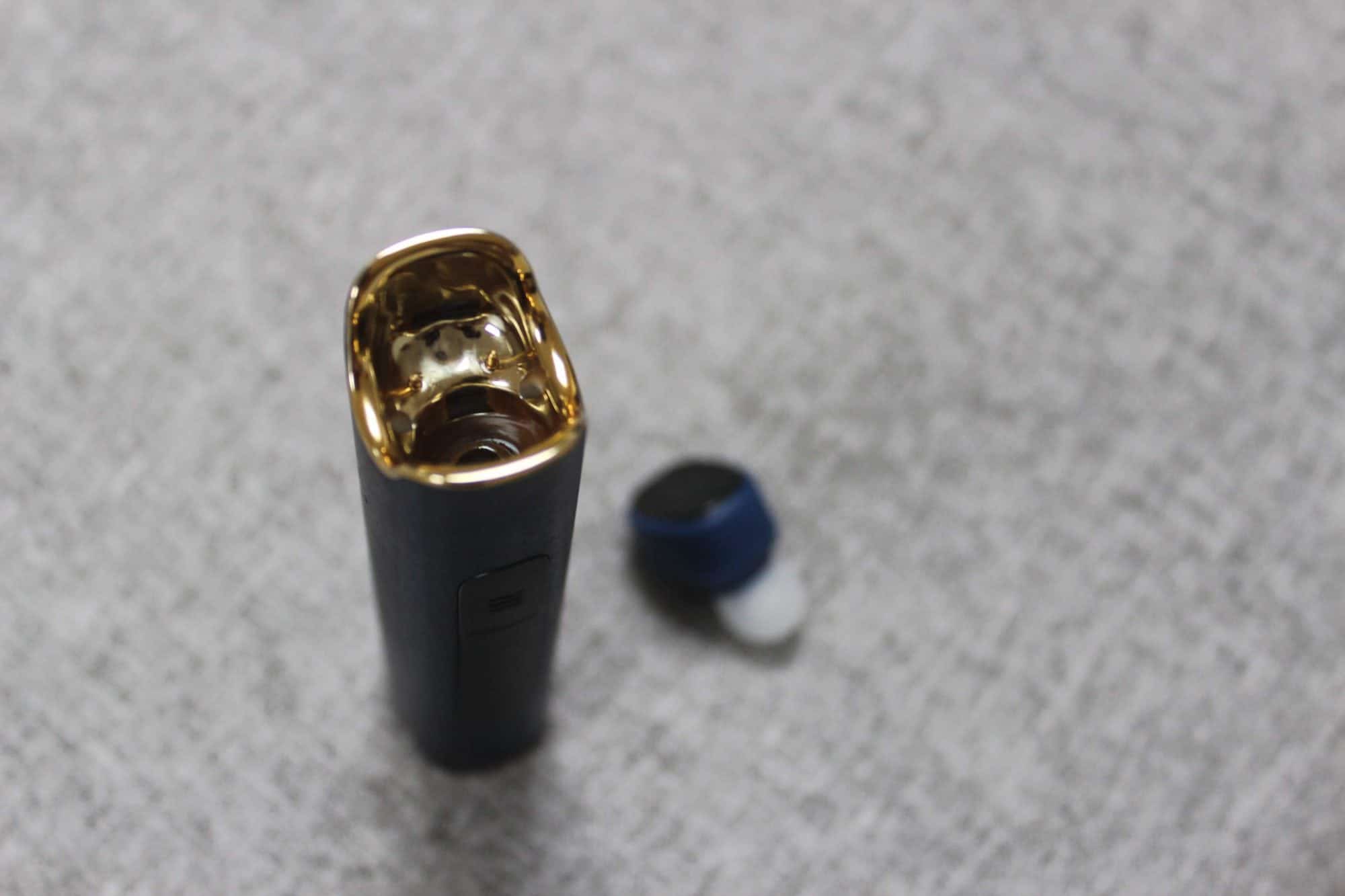 S2藍芽耳機內側