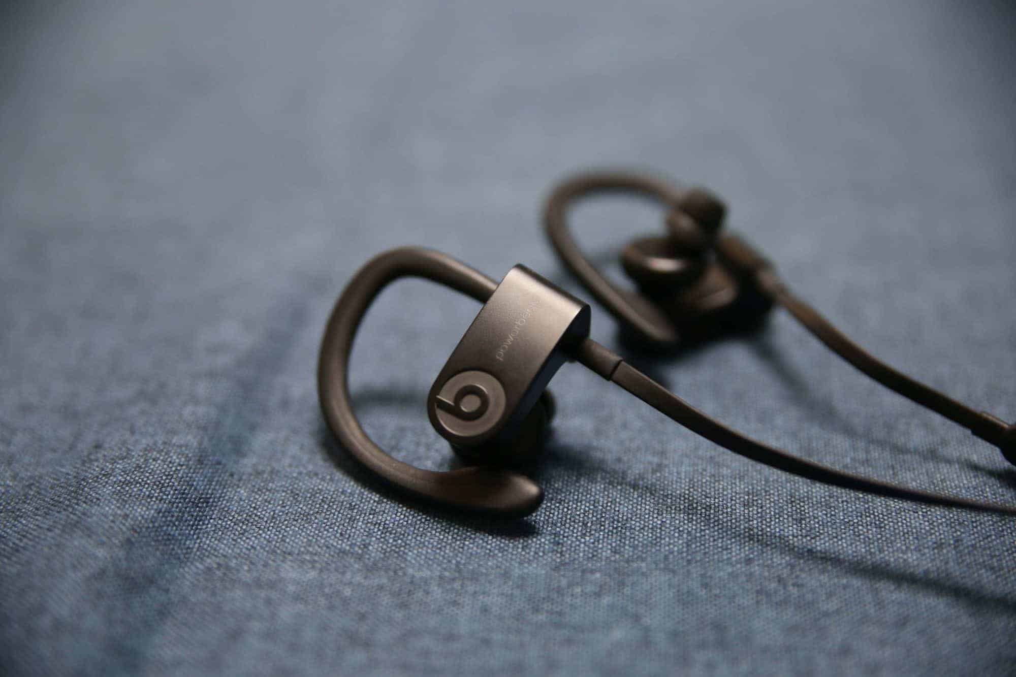 CP值完勝Beats Powerbeats3 Wireless的耳掛式藍芽運動耳機!?-TechTeller (科技說)