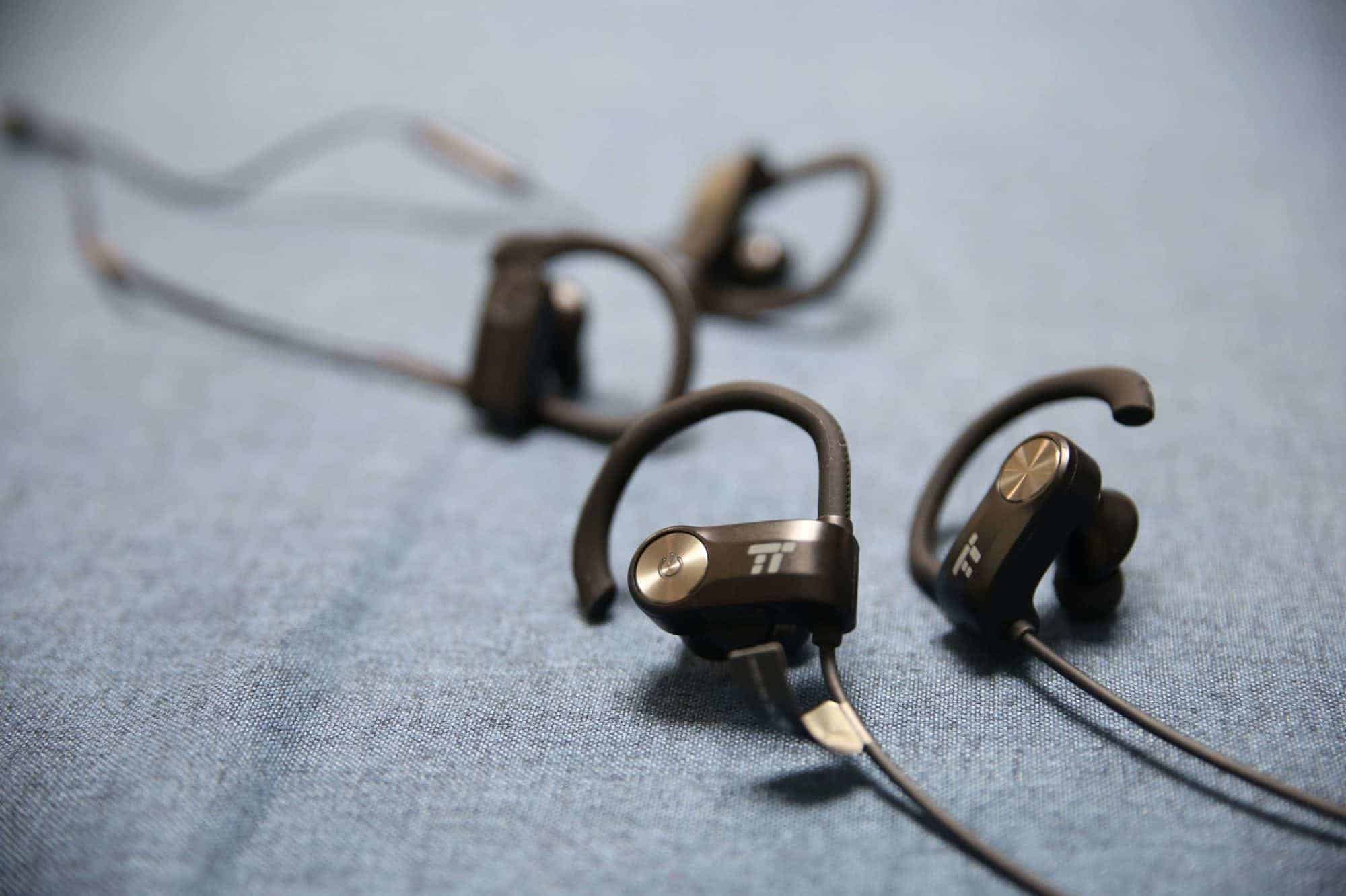 CP值完勝Beats Powerbeats3 Wireless的耳掛式藍芽運動耳機!?-TechTeller (科技說)