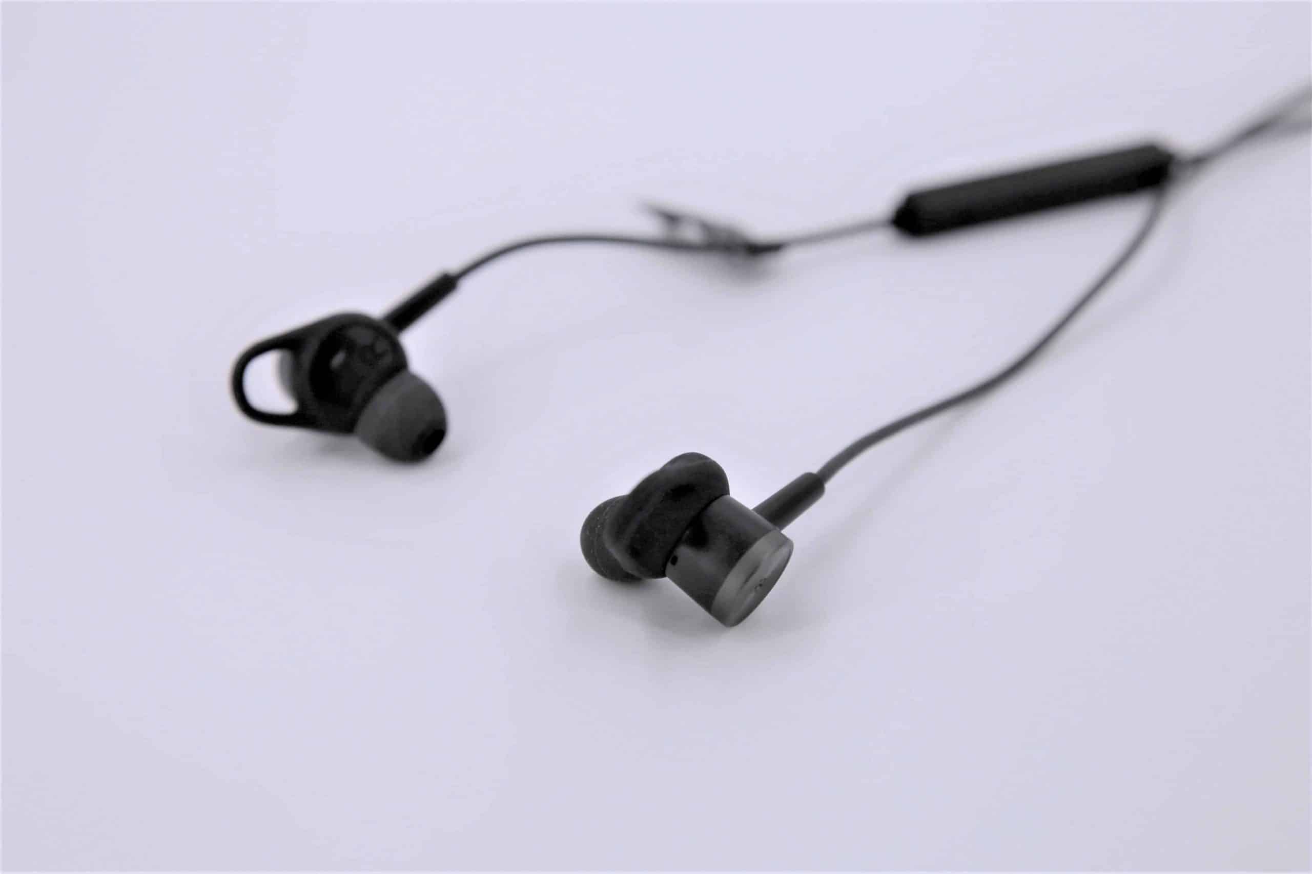 TaoTronics TT-BH042 頸掛式降噪藍芽耳機 調音孔