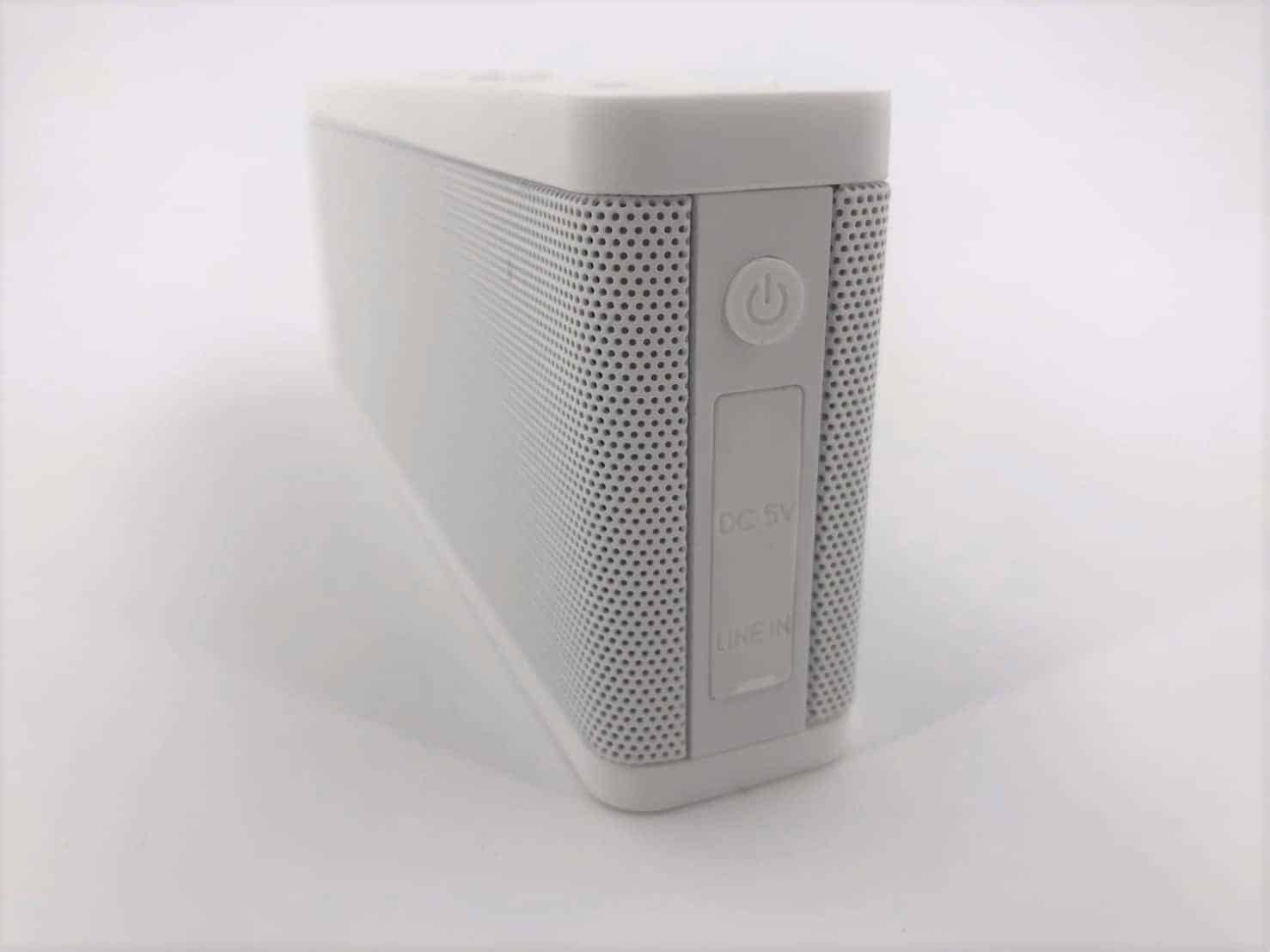 TaoTronics TT-SK09 防水藍芽喇叭 電源鍵