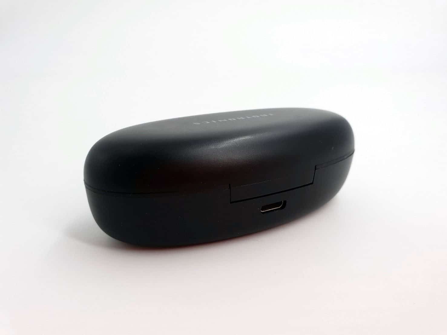 TaoTroncis TT-BH053真無線藍牙耳機推薦 Micro USB充電口