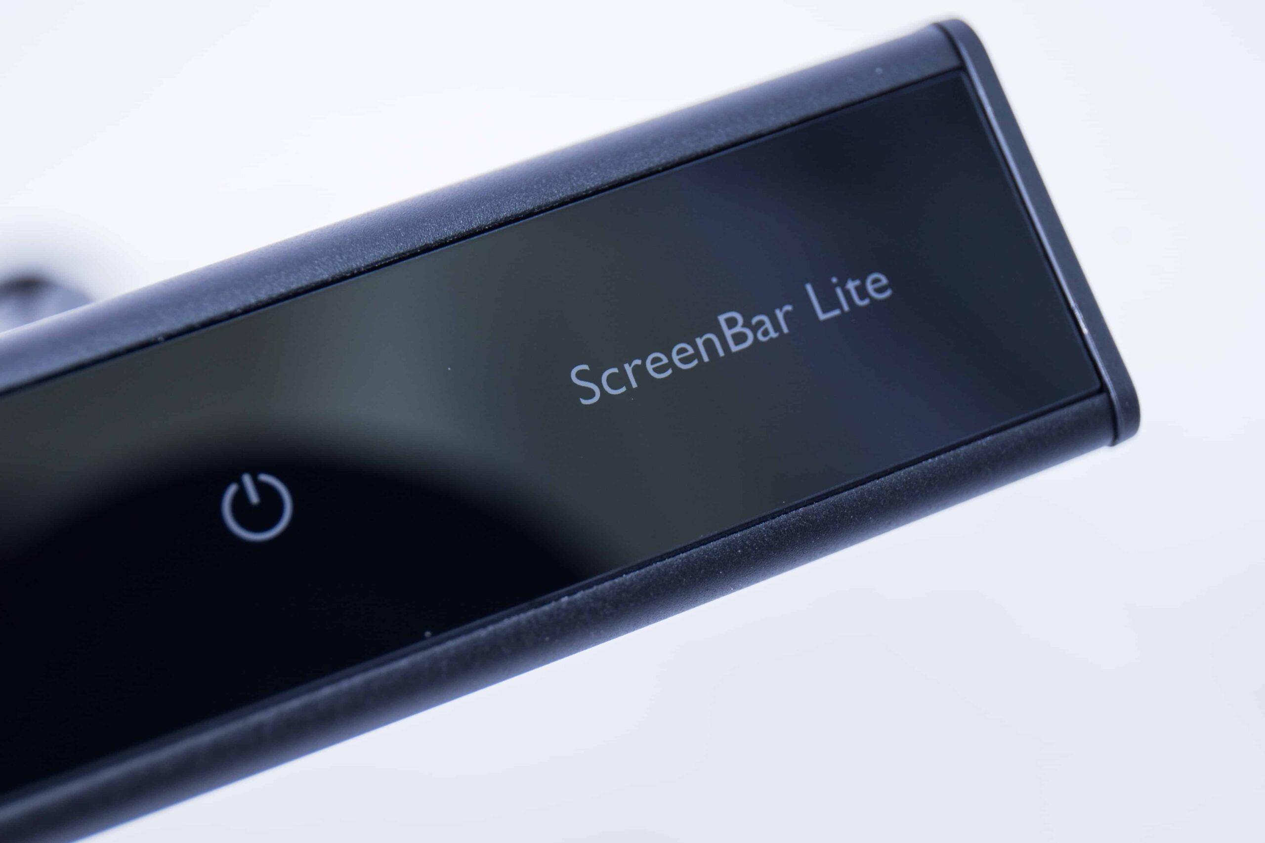 Led護眼再升級 輕巧便攜的筆電智能掛燈 Benq Wit Screenbar Lite Techteller 科技說 Led護眼再升級 輕巧便攜的筆電智能掛燈 Benq Wit Screenbar Lite Techteller 科技說