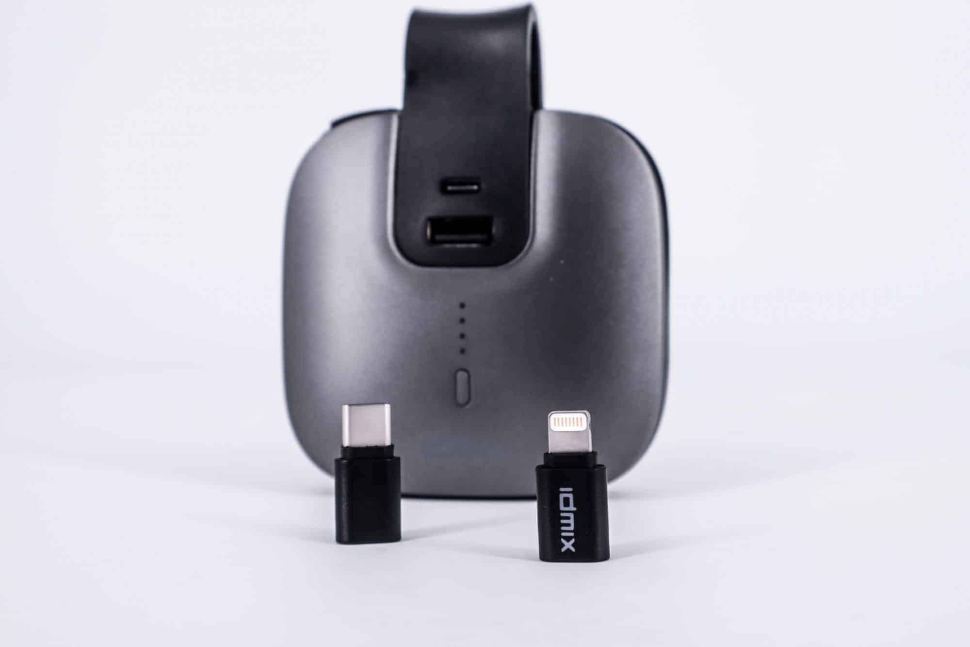 行動電源自帶充電線?MR CHARGER 5000(CH03)行動電源推薦|TechTeller