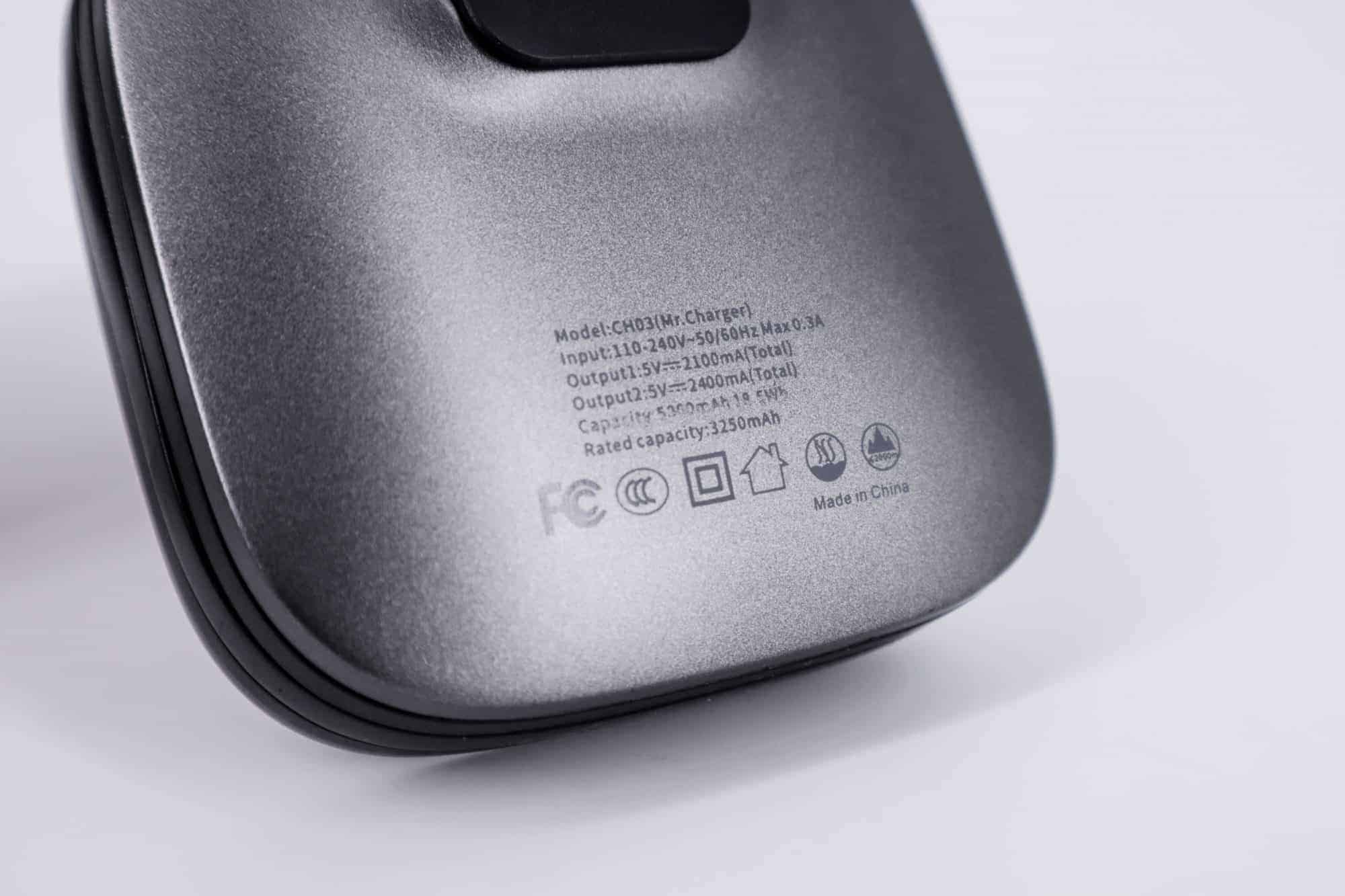 行動電源自帶充電線?MR CHARGER 5000(CH03)行動電源推薦|TechTeller