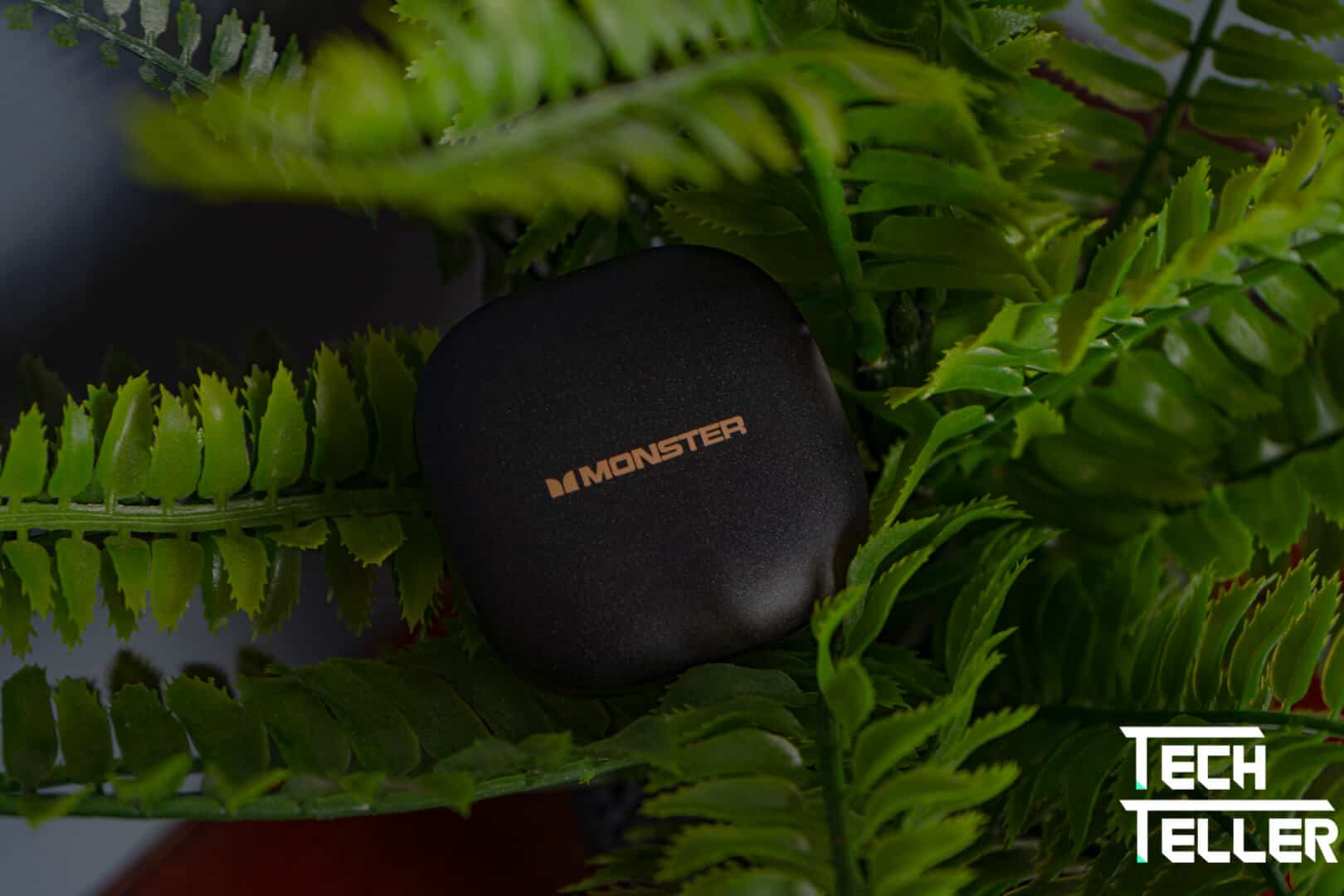 精品外觀,魔聲首款半入耳式設計 | Monster Clarity 550 LT 真無線藍牙耳機